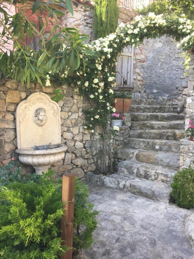 Bed and Breakfast La Cle Des Songes Claviers Экстерьер фото