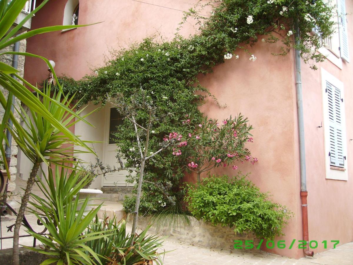 Bed and Breakfast La Cle Des Songes Claviers Экстерьер фото