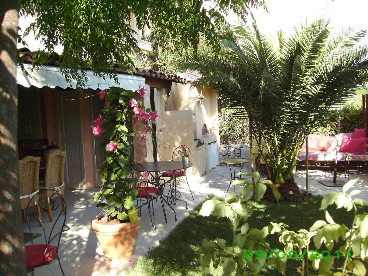 Bed and Breakfast La Cle Des Songes Claviers Экстерьер фото
