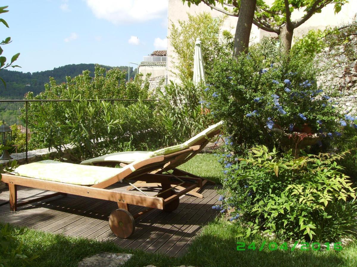 Bed and Breakfast La Cle Des Songes Claviers Экстерьер фото